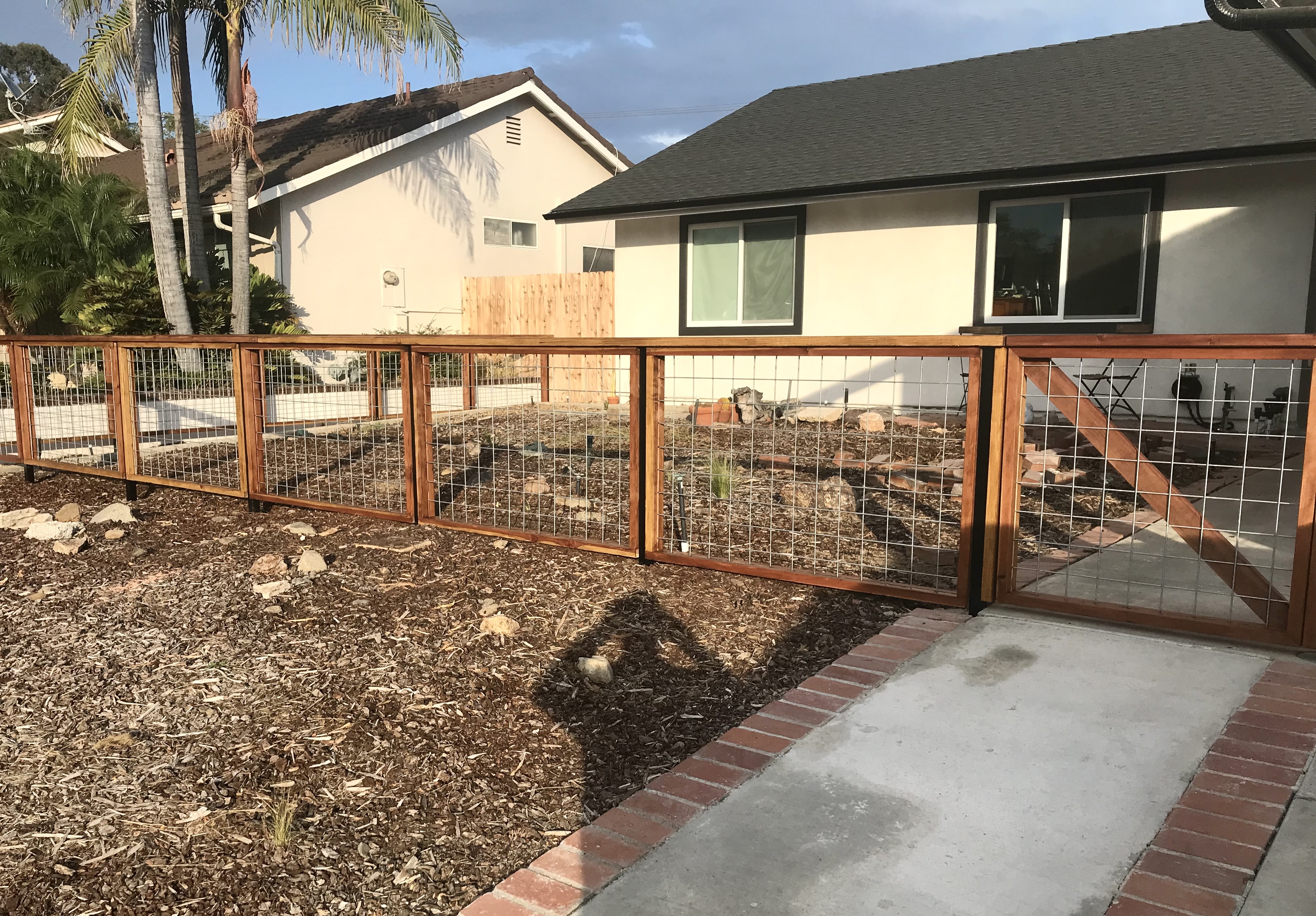 Hogwire Fence - Image 4